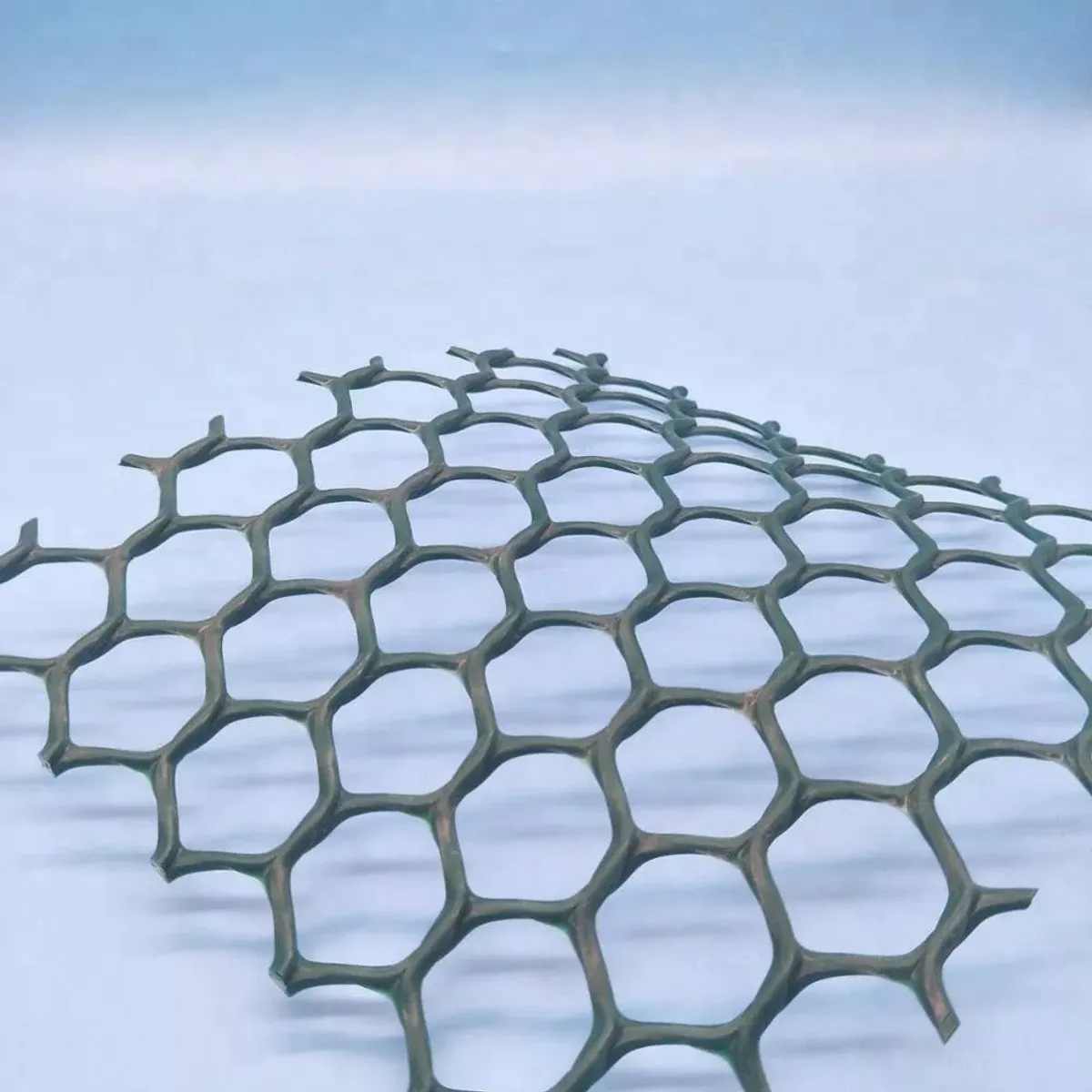 Drainage mat and anti-slip matting for industrial floors: an HDPE dimple mat guide