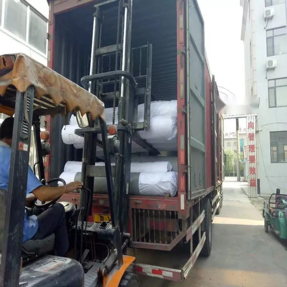 PVC Geomembrane — Shipping & packaging