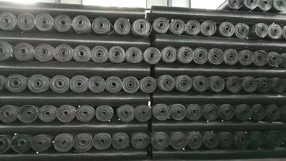 شبكة جيوغريد أحادية المحور (Uniaxial Geogrid) — الشحن والتغليف